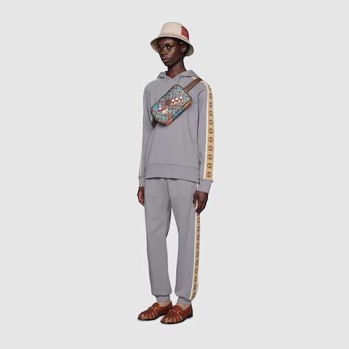Gucci Disney x Gucci Donald Duck print belt bag. 10 Gucci Disney x Gucci Donald Duck print belt bag. 10