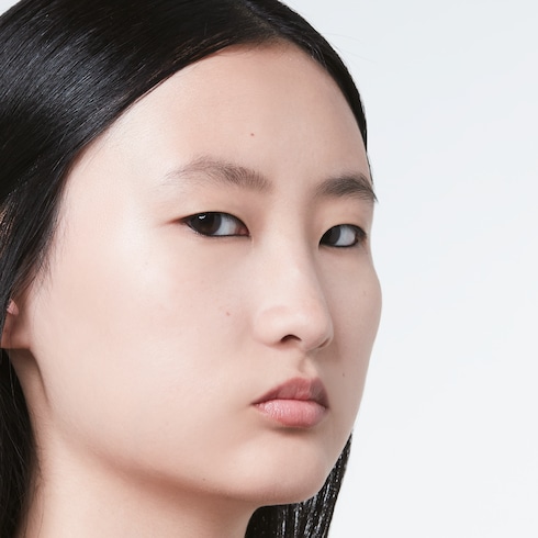 01 Noir, Eyeliner Stylo Contour des Yeux