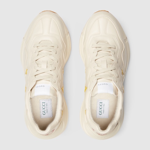Sneaker Rhyton da uomo con stelle in bianco Demetra | GUCCI® Italia