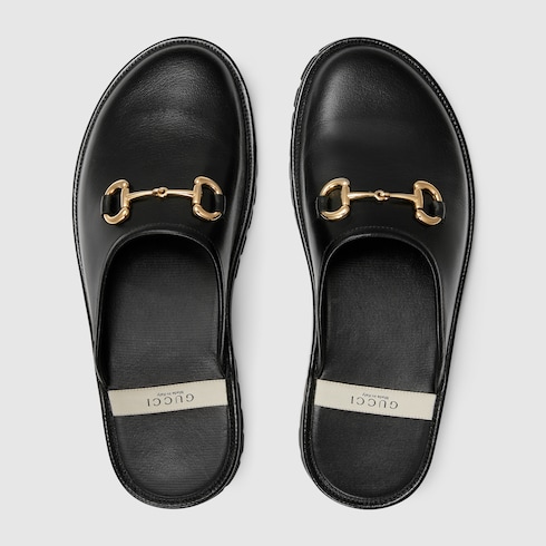 Slipper uomo con Morsetto in pelle nera | GUCCI® Italia