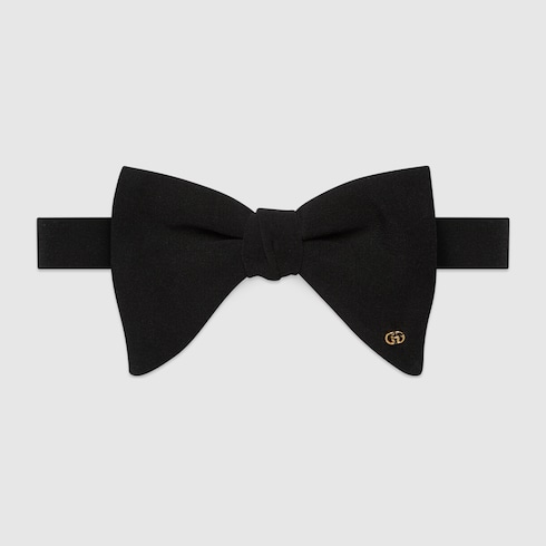 Silk crêpe bow tie