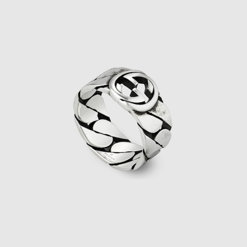 Gucci Interlocking ring Detail 2