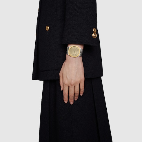 ساعة GUCCI 25H ، مقاس 38 مم