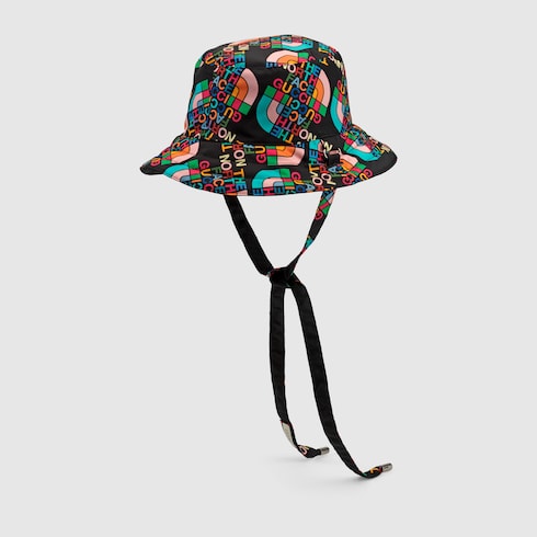The North Face x Gucci reversible bucket hat in black | GUCCI® US
