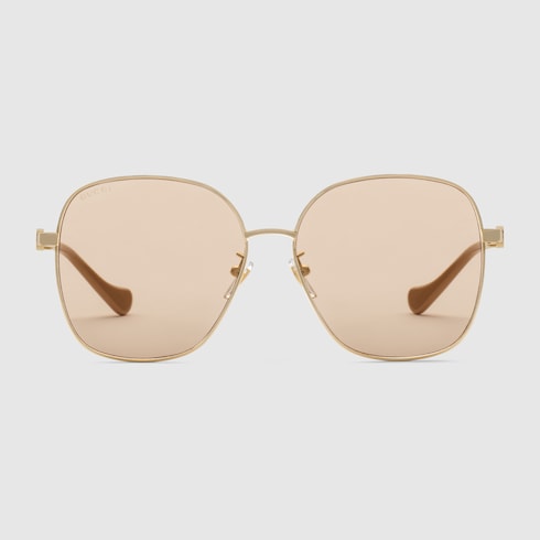 Gafas de sol con puente de la nariz bajo