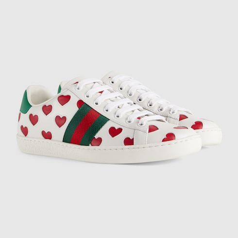 Sneaker Ace donna con cuori in pelle bianca | GUCCI® Italia