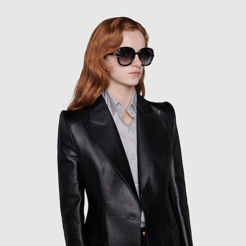 Low nose bridge fit sunglasses