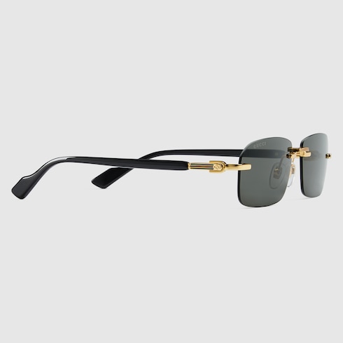 Gafas de sol con montura rectangular
