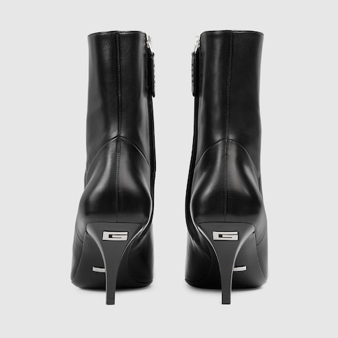 Gucci Women's leather boot. 4