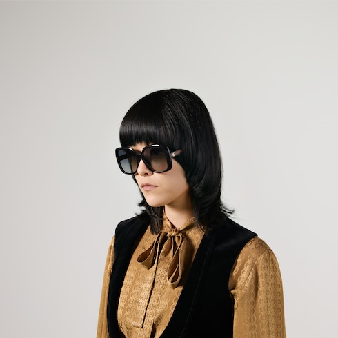 Low nose bridge fit square sunglasses with Web