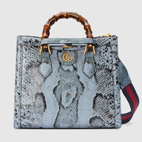 Gucci Diana small python tote bag. 3