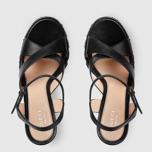 靴 GUCCI Leather Sandals Studs Black y2k Gucci Sandals Size 12 UK: Elegant Leather Design