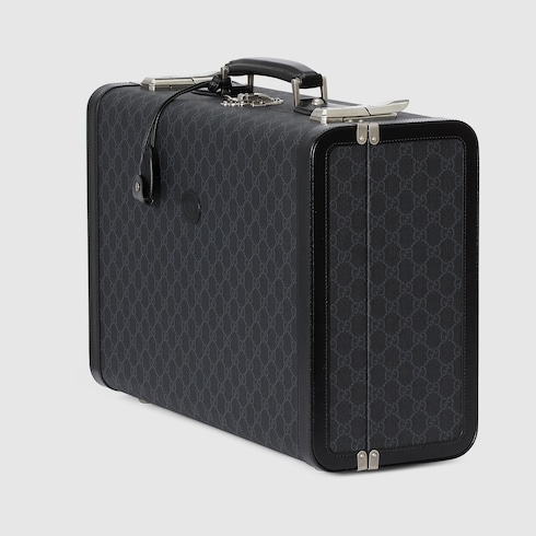 Medium rigid suitcase