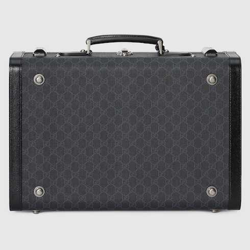 Medium rigid suitcase