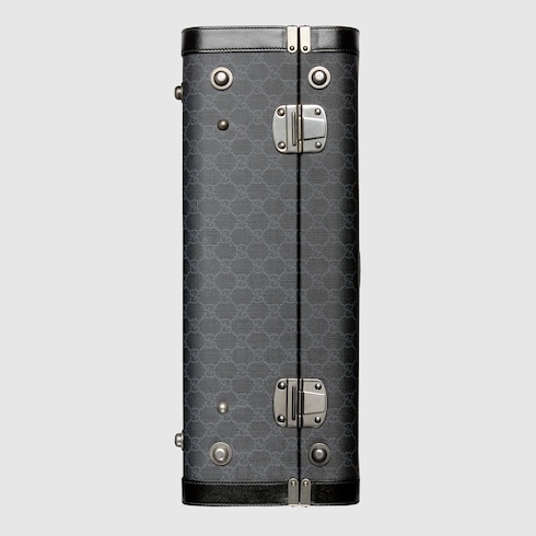Medium rigid suitcase