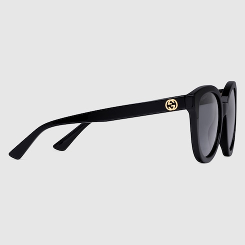 Cat-eye sunglasses