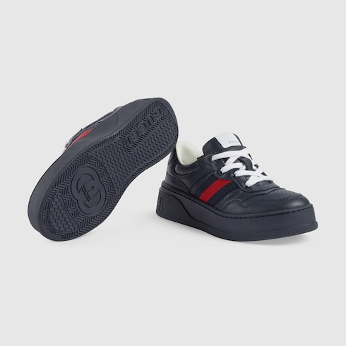 Children's sneaker with Web