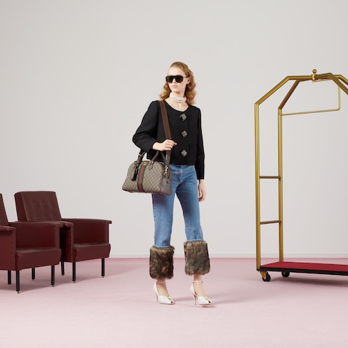〔Gucci Savoy〕ミディアム トップハンドル ボウリングバッグ