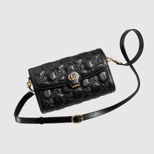 Kleine GG Matelassé Schultertasche in schwarzes Leder | GUCCI® DE 