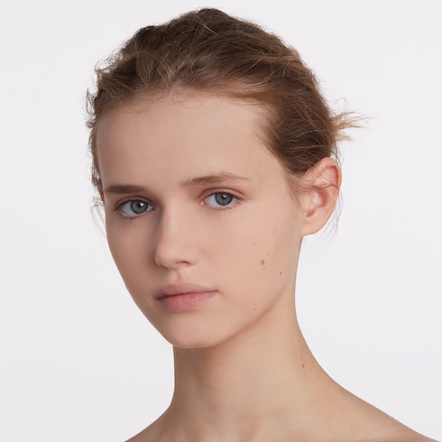 205C, Online Exclusive Éternité de Beauté Foundation