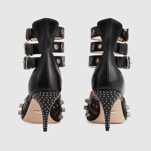 Gucci Women's studded pump. 4