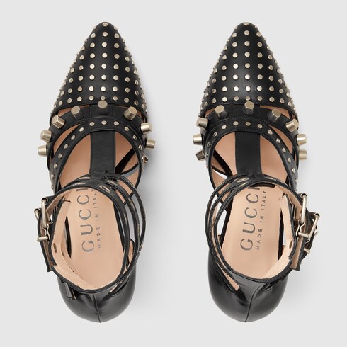 Gucci Women's studded pump. 5