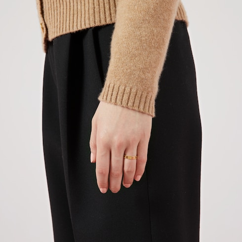 Icon Ring aus Gelbgold mit Sternen