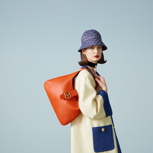 Aphrodite medium shoulder bag