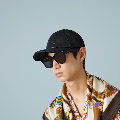 Low nose bridge fit sunglasses