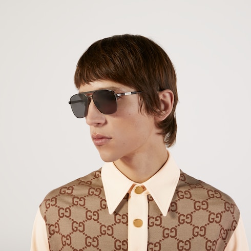 Navigator-frame sunglasses