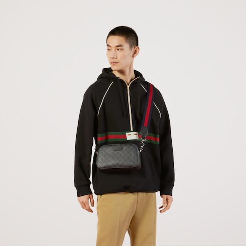 Gucci black over on sale the shoulder bag