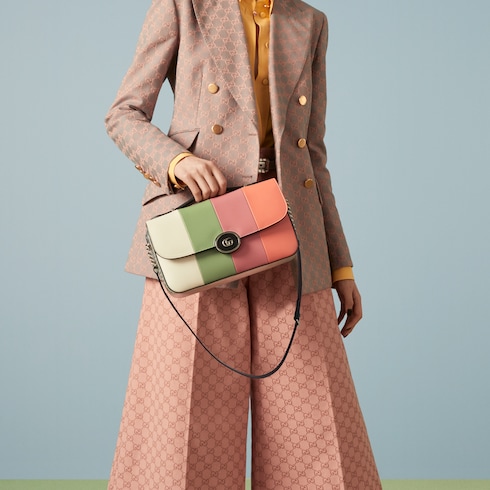 Petite GG small shoulder bag