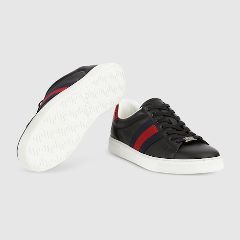 Tenis Gucci Ace con tribanda Web para hombre