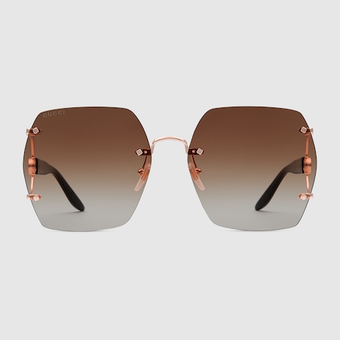 Lunettes de soleil à monture géométrique
