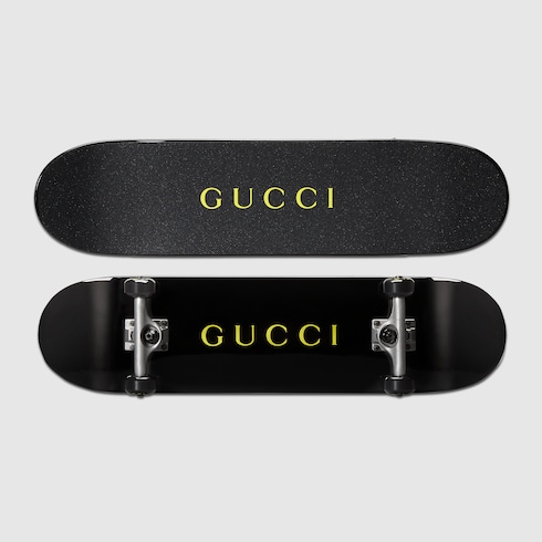 Skateboard avec logo Gucci