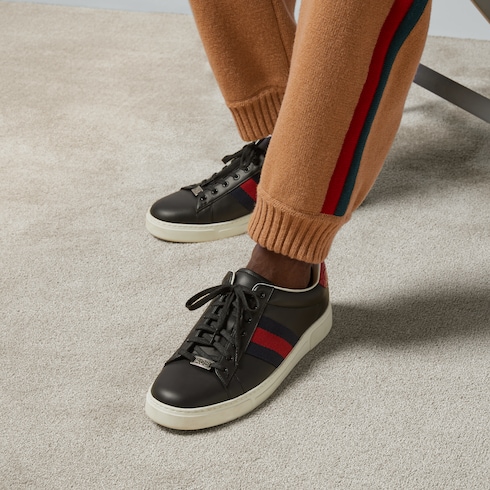 Tenis Gucci Ace con tribanda Web para hombre