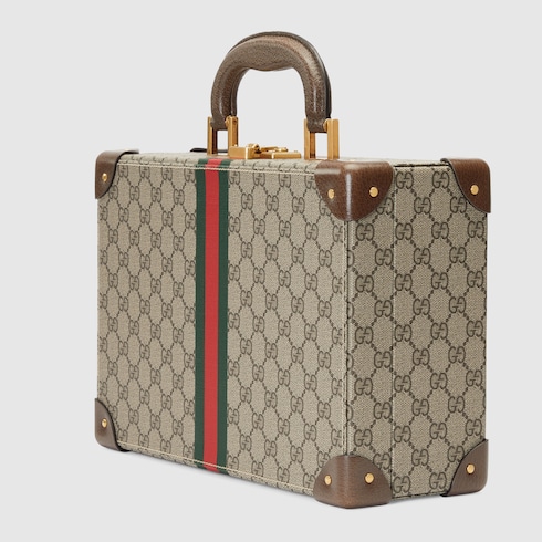 Gucci Savoy watch case Detail 2