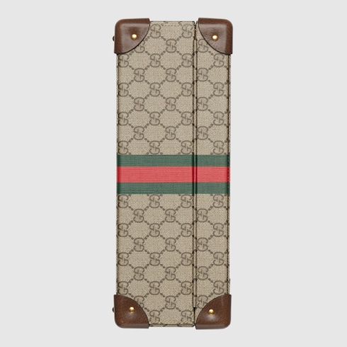 Gucci Savoy watch case Detail 9