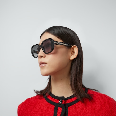 Lentes de sol redondas con ajuste especializado