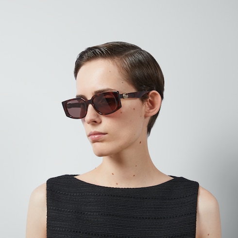 Rectangular-frame sunglases