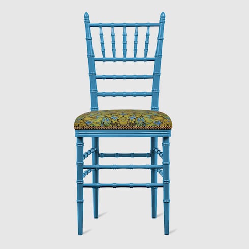 Chiavari chair with floral fruit jacquard in blue and multicolor