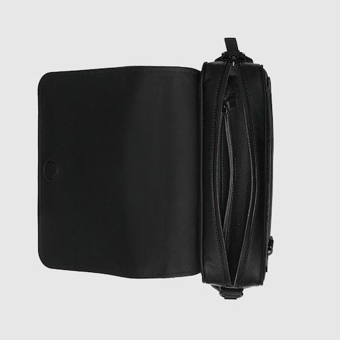 Rubber-effect medium messenger bag