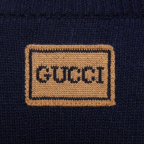 Pullover aus Wolle mit Gucci Patch in blau | GUCCI® DE