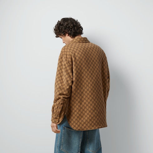 Wattiertes Overshirt aus GG Wollflanell in camel und ebenholz 