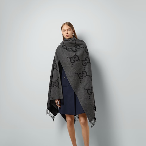 Reversible jumbo GG cashmere cape