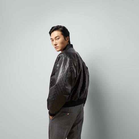 Chaqueta bomber de piel con GG en relieve