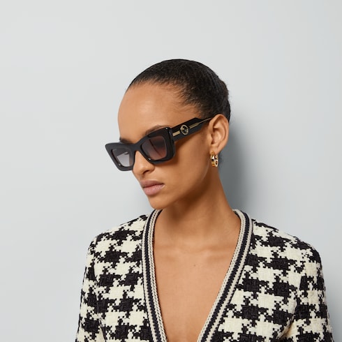 【予約中！】 Cat-eye frame sunglasses in tortoiseshell | GUCCI® US 時計