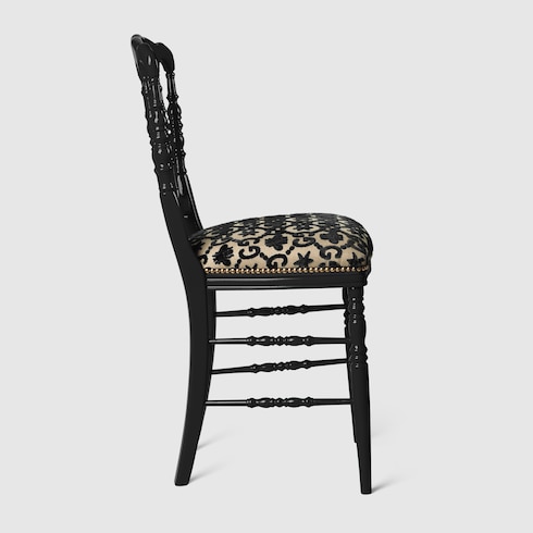 Chaise en bois à motif abeilles et étoiles GG