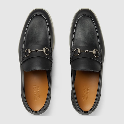 Mocasín con Horsebit para hombre en piel negra | GUCCI® ES