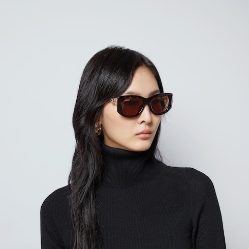 Specialized fit rectangular sunglasses